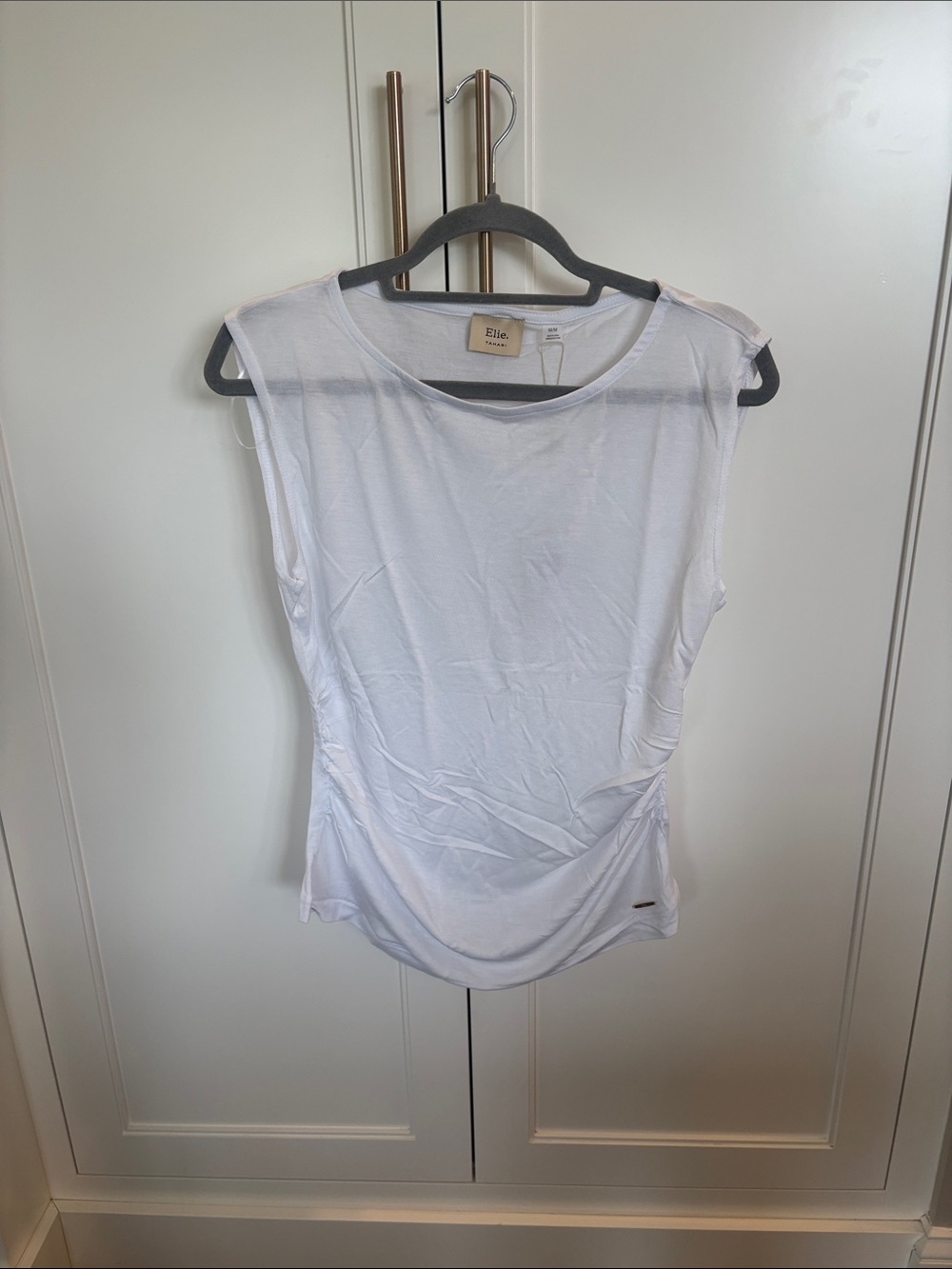 Elie Tahari White Sleeveless Scoop Neck Tank Top